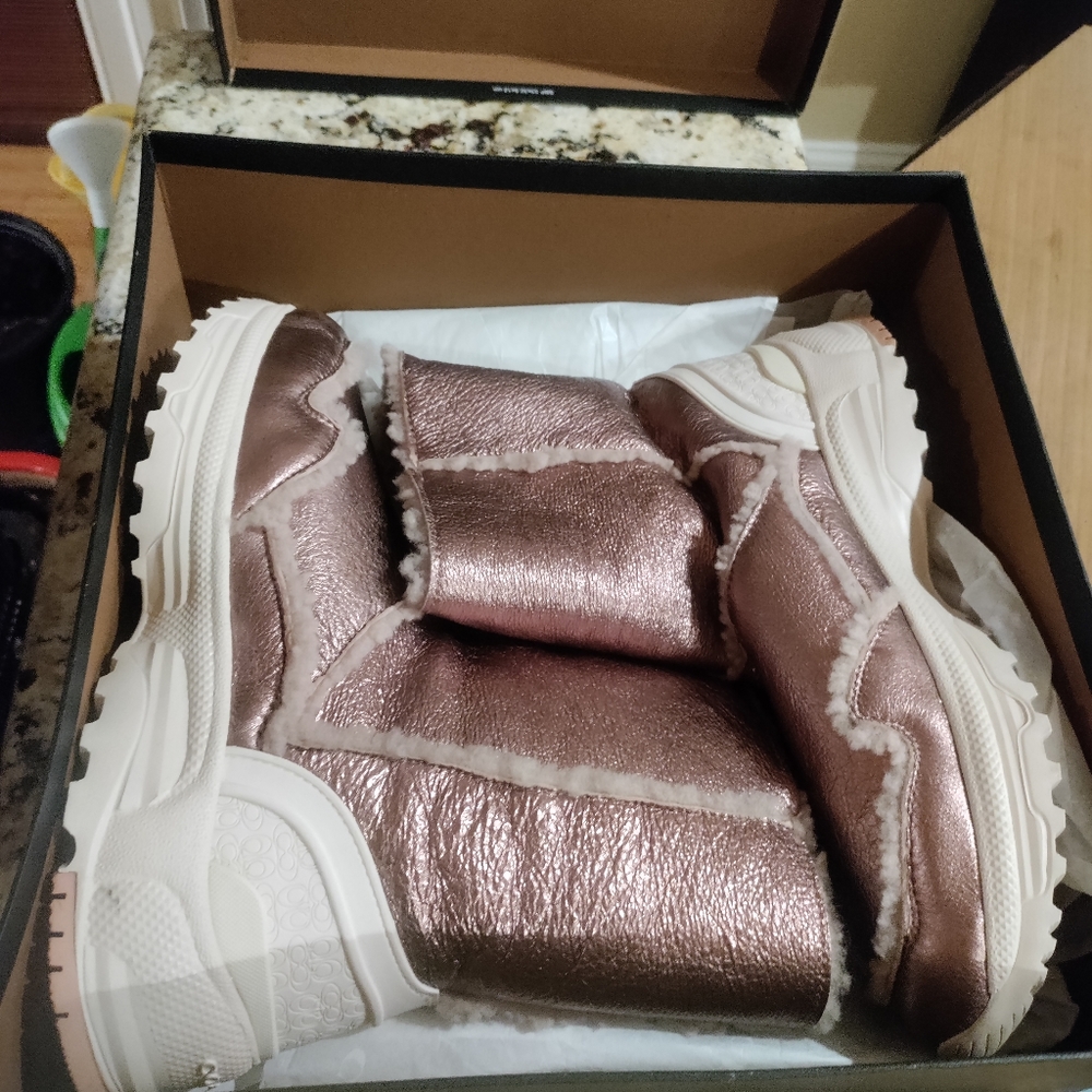 NWB Coach Portia Pink Metallic Shearling-Lined Boots. Retail:$225 - Picture 16 of 16